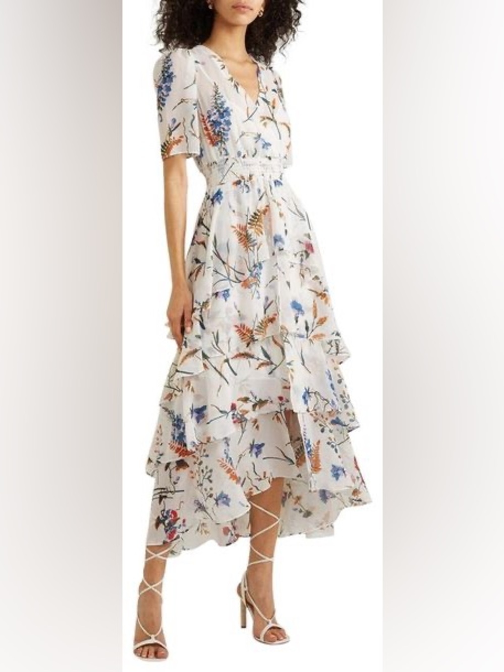 Maje Tiered White Floral maxi
Dress size 1